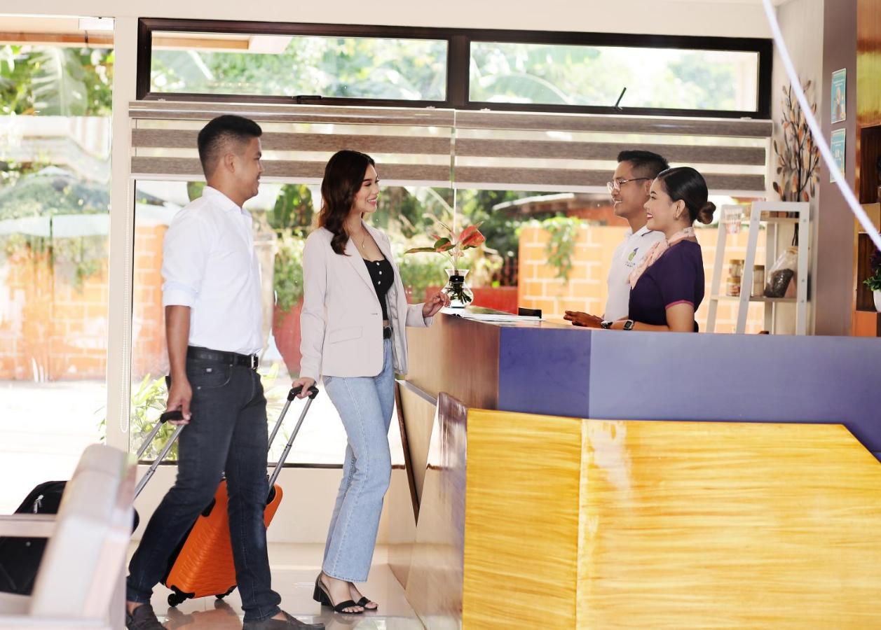 Aerostop Hotel & Restaurant Plaridel  Εξωτερικό φωτογραφία