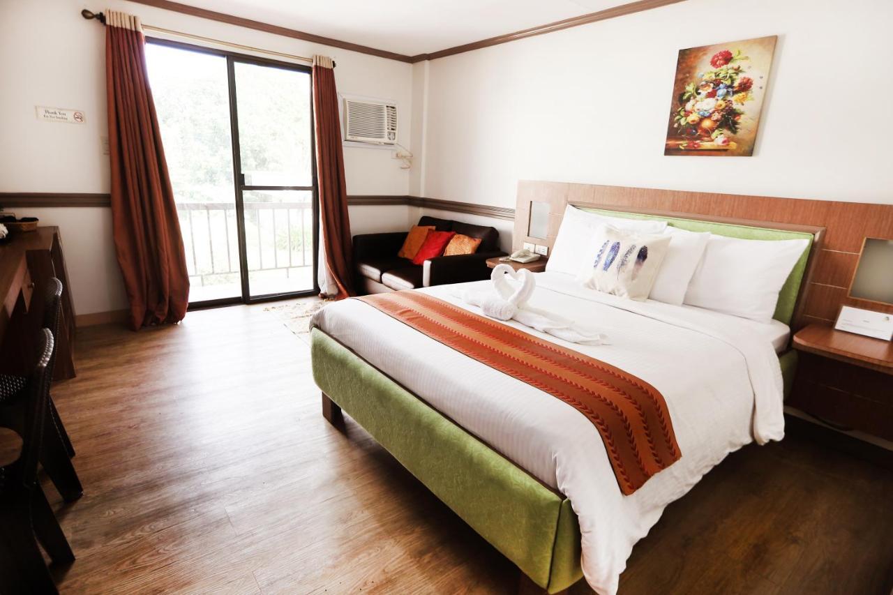Aerostop Hotel & Restaurant Plaridel  Εξωτερικό φωτογραφία