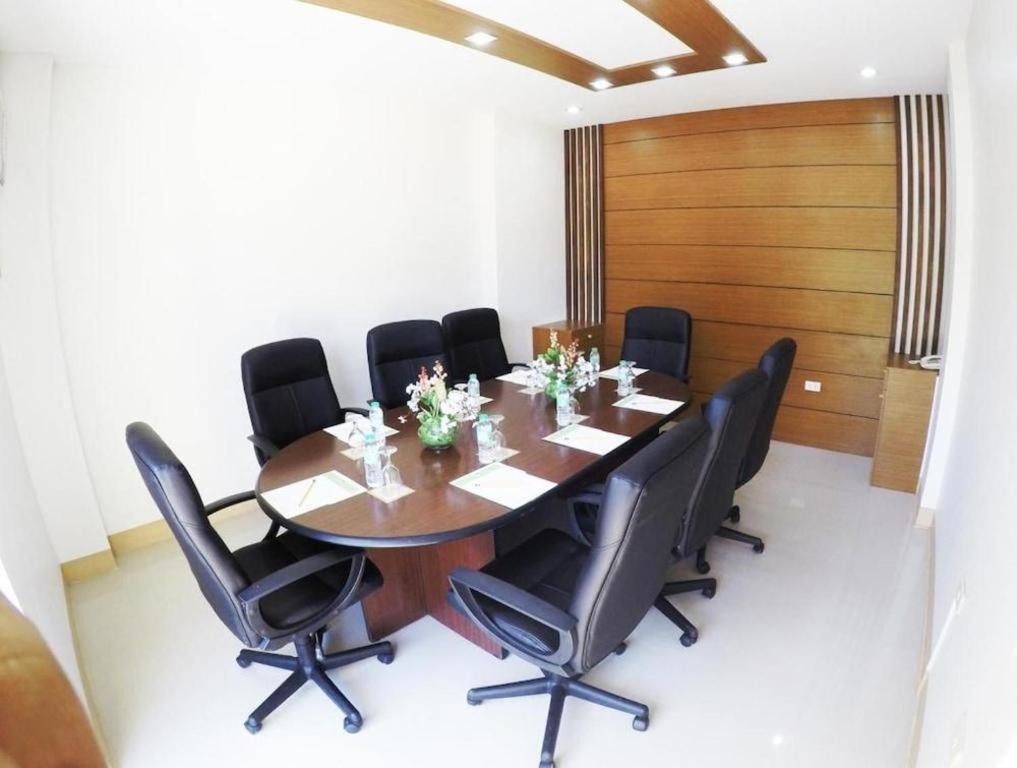 Aerostop Hotel & Restaurant Plaridel  Εξωτερικό φωτογραφία