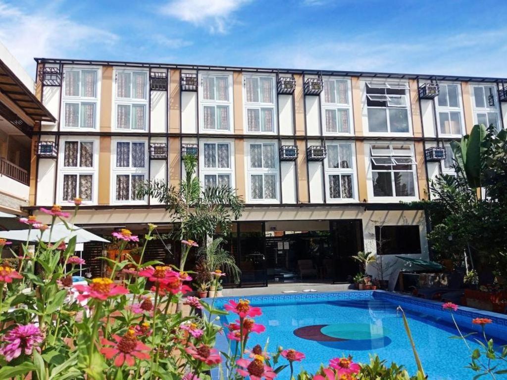 Aerostop Hotel & Restaurant Plaridel  Εξωτερικό φωτογραφία