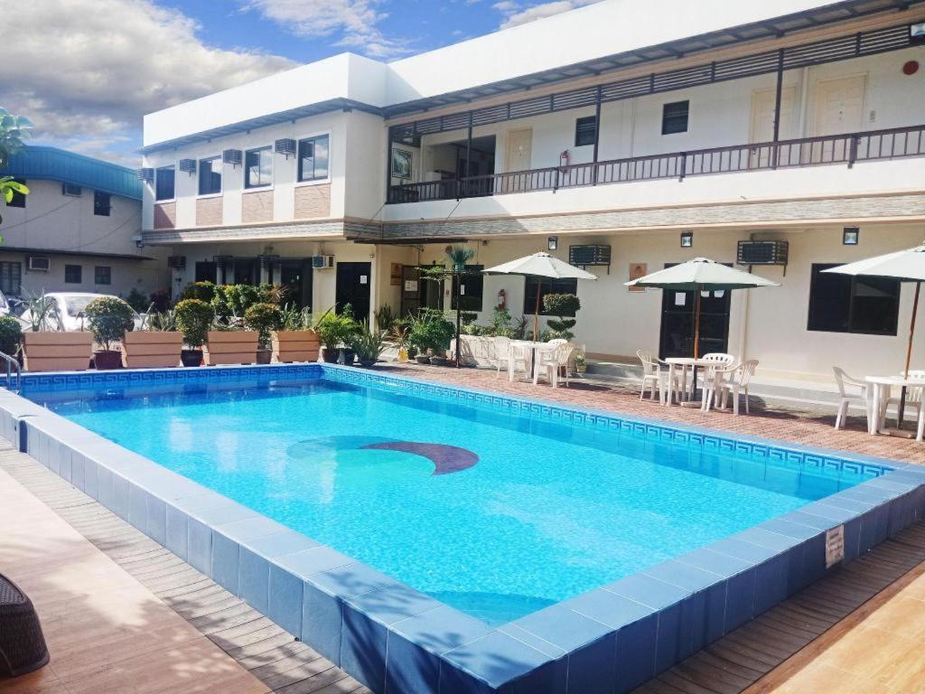 Aerostop Hotel & Restaurant Plaridel  Εξωτερικό φωτογραφία